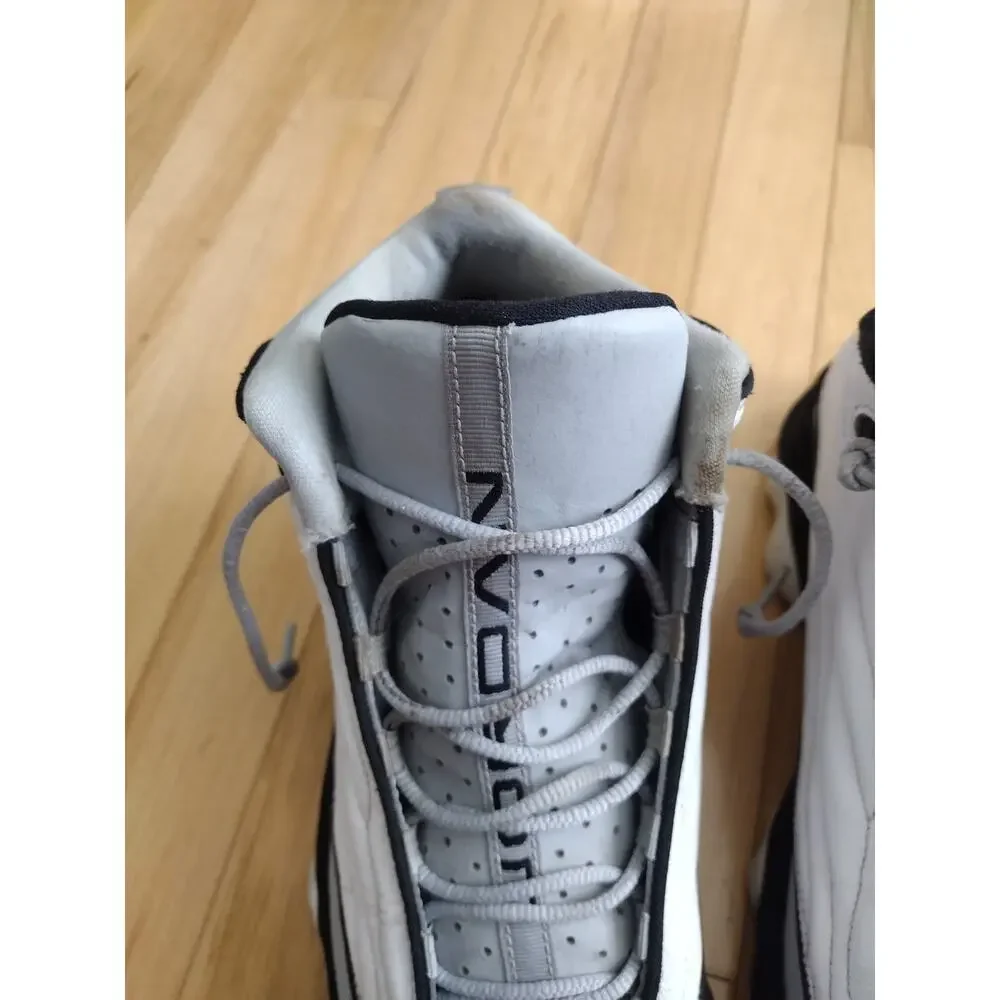 Jordan Retro 13 Size 10 White Black Grey Basketball Shoes 407285-813